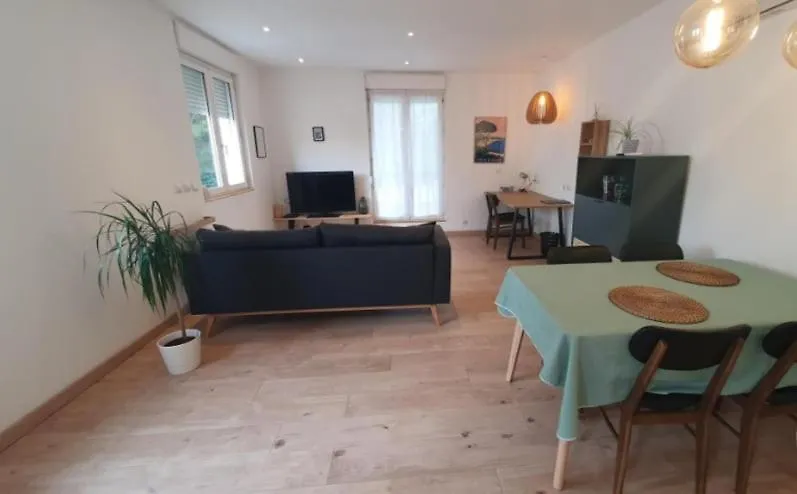 Apartment Superbe Appartement Renove A 250M Des Remparts Avignon